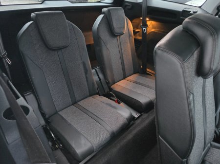 2020 Peugeot 5008 1.5 BlueHDi 130bhp Allure €24,950 thumbnail