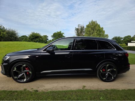 2020 Audi Q7 2020 AUDI Q7 55 TFSI QUATTRO SLINE BLACK EDITION €52,000 thumbnail