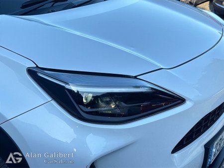 2023 Toyota Yaris Cross - thumbnail 17