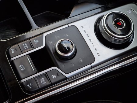 2022 Kia Sorento PHEV, K4 spec,  LOW MILEAG, AUTO, 7 seater, 7seater €44,900 thumbnail