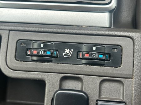 2018 Toyota Landcruiser - thumbnail 20