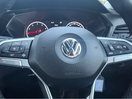 2019 Volkswagen T-Cross LIFE 1.0 TSI MANUAL 5SPEED 95BHP 5DR €16,950 thumbnail