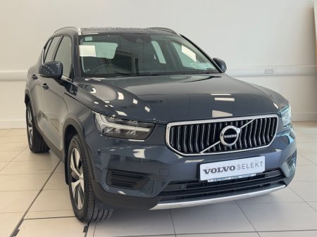 2022 Volvo XC40 PHEV T4 (197hp) Insciption FWD