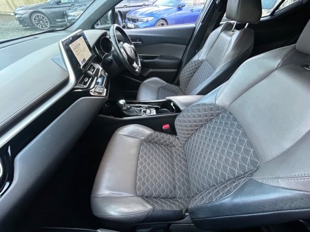 2023 Toyota C-HR 1.8 HYBRID SOL €24,850 thumbnail