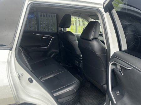 2019 Toyota Rav4 - thumbnail 13