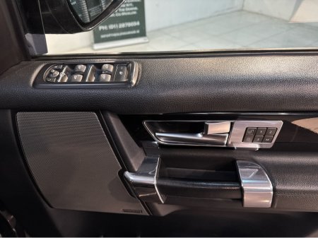 2015 Land Rover Discovery - thumbnail 23