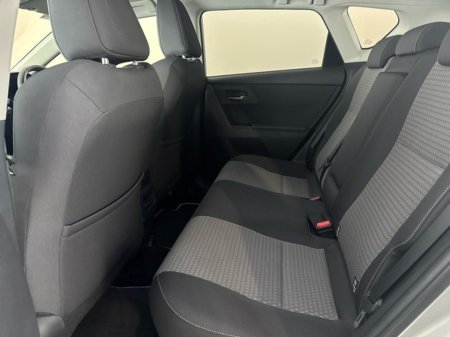 2018 Toyota Auris HYBRID LUNA SPORT €18,450 thumbnail
