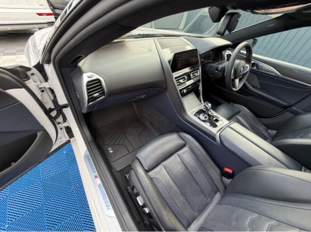 2020 BMW 8 Series - thumbnail 45