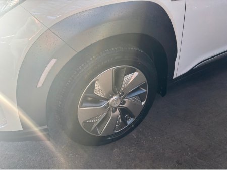 2020 Hyundai Kona KAUAI EV 5DR AUTO Finance Available own this car from €72 per week €16,750 thumbnail