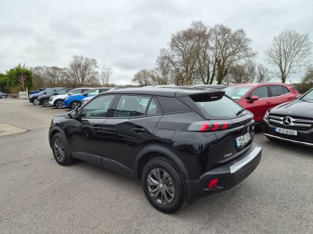 2022 Peugeot 2008 - thumbnail 8