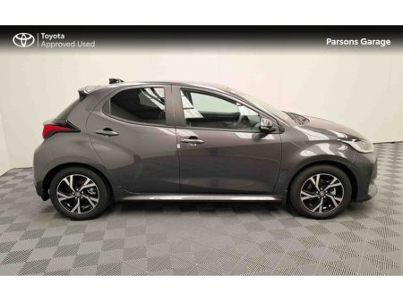 2026 Toyota Yaris - thumbnail 3