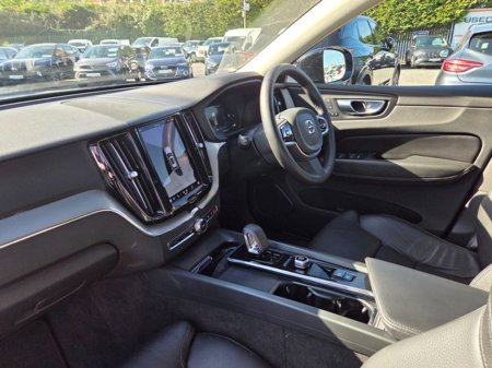 2023 Volvo XC60 - thumbnail 10