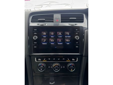 2019 Volkswagen E-Golf EE E1F 136BHP 5DR AUTO E-GOLF €12,800 thumbnail