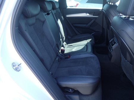 2019 Audi Q5 2.0 TDI S-LINE PLUS EDITION QUATTRO DIESEL AUTOMATIC €32,950 thumbnail