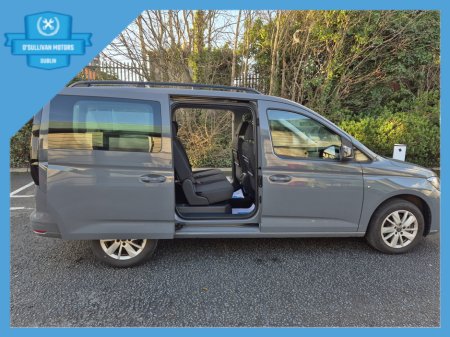 2025 Volkswagen Caddy 2025 / 7 SEATER / 2.0 DIESEL / AUTO €49,999 thumbnail