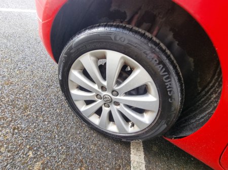 2013 Opel Astra - thumbnail 13