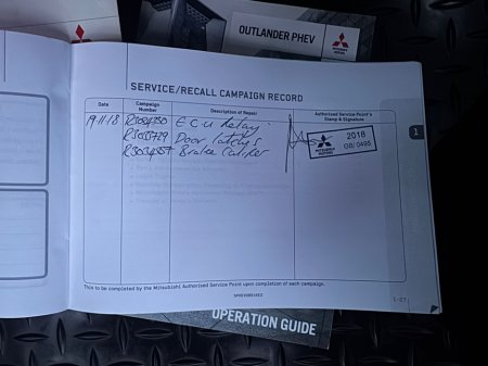 2016 Mitsubishi Outlander - thumbnail 33