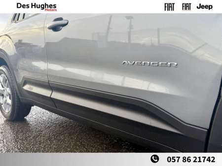 2026 Jeep Avenger 1.2 100Bhp Hybrid Automatic Alitude €32,750 thumbnail
