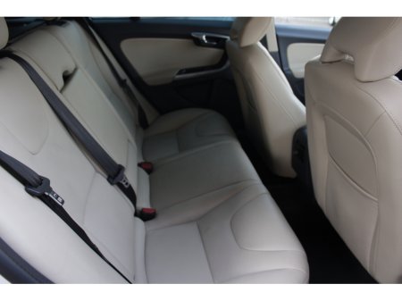 2016 Volvo V60 CROSS COUNTRY - thumbnail 16