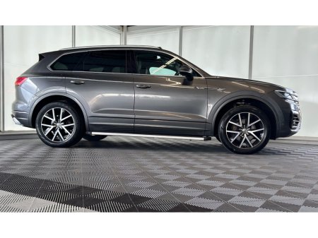 2020 Volkswagen Touareg - thumbnail 12