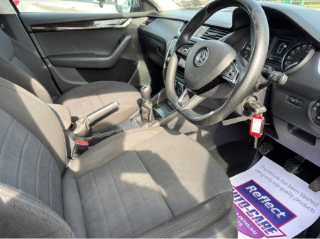 2016 Skoda Octavia - thumbnail 10