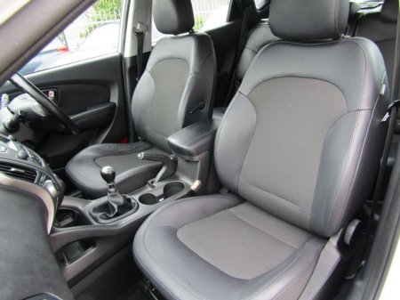 2015 Hyundai ix35 1.7 Executive 4DR €8,950 thumbnail