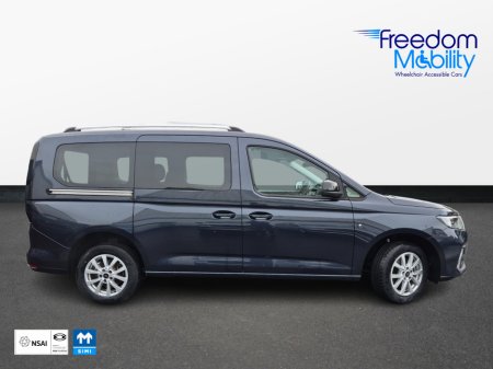 2024 Ford Tourneo Wheelchair Access Taxi Spec €43,950 thumbnail