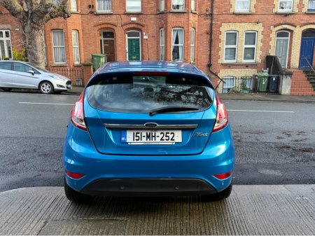 2015 Ford Fiesta - thumbnail 6