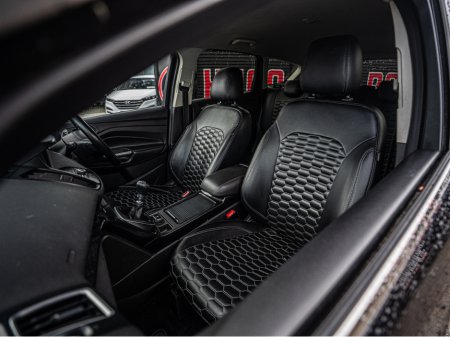 2017 Ford Kuga 2017 Kuga 1.5d TITANIUM/High spec/Warranty €13,888 thumbnail