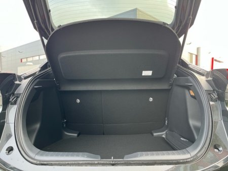 2025 Toyota C-HR C-HR HYBRID SPORT 1.8 €39,450 thumbnail