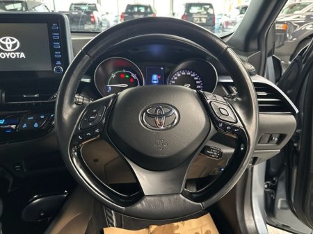 2020 Toyota C-HR 1.8 HYBRID SPORT 4DR AUTO €24,950 thumbnail