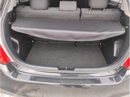 2013 Toyota Vitz - thumbnail 5