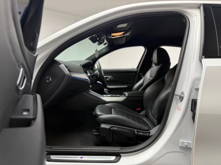 2019 BMW 3 Series 320D M SPORT €27,990 thumbnail