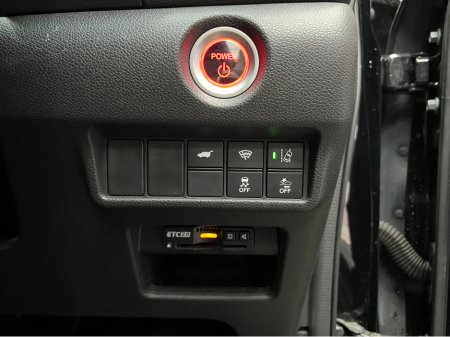 2022 Honda CR-V €33950! 2022 HONDA CR-V HYBRID HEV EX BLACK EDITION 2.0 AUTOMATIC / CRUISE CONTROL / REVERSE CAMERA / ELECTRIC MEMORY & HEATED SEATS / SUNROOF €33,950 thumbnail