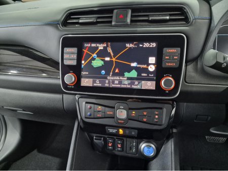 2024 Nissan Leaf - thumbnail 13