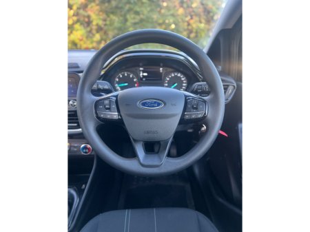 2019 Ford Fiesta - thumbnail 14
