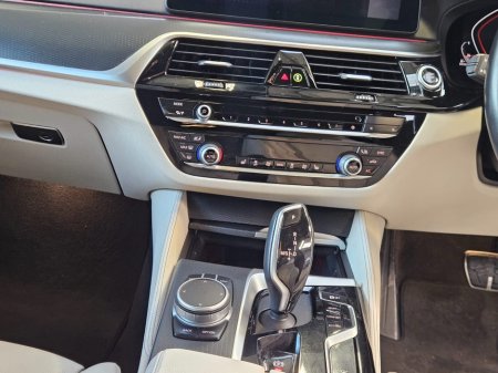 2020 BMW 5 Series 520d M Sport Auto €33,950 thumbnail