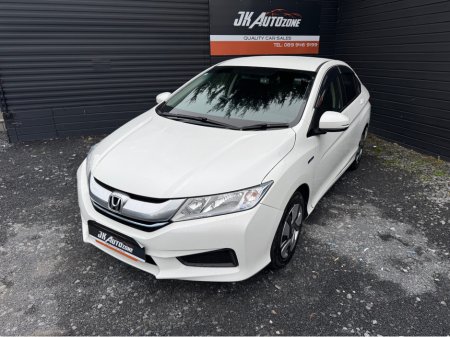 2016 Honda Grace 1.5 HYBRID AUTO €12,495