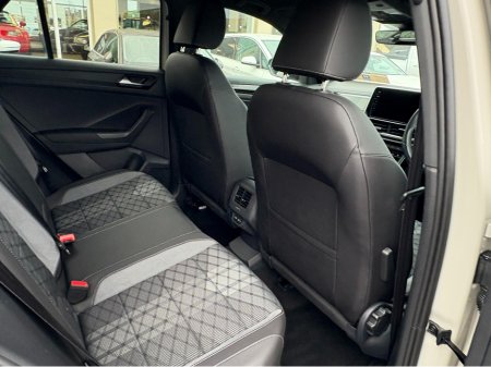 2023 Volkswagen T-Roc R-LINE 2.0TDI 150BHP AUTOMATIC €36,950 thumbnail