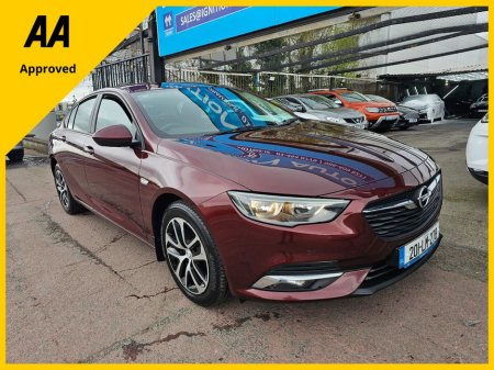 2020 Opel Insignia - €13,995