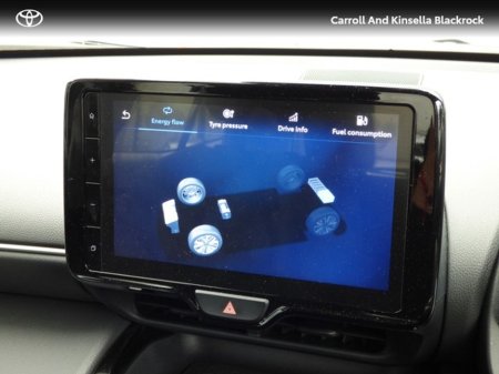 2022 Toyota Yaris Cross Hybrid Luna €25,950 thumbnail