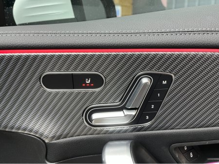 2024 Mercedes-Benz CLA Class 2024 MERCEDES-BENZ CLA200D 2.0 AUTOMATIC / CRUISE CONTROL / 360° PARKING CAMERA / ELECTRIC MEMORY & HEATED SEATS / PADDLE SHIFTERS / AMBIENT LIGHTS thumbnail