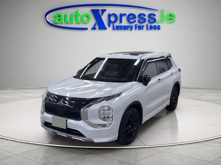 2022 Mitsubishi Outlander - thumbnail 10