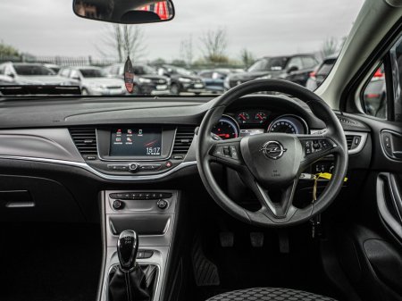 2016 Opel Astra - thumbnail 9