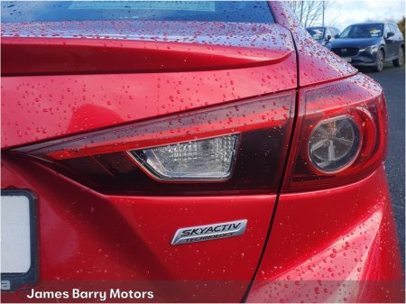 2017 Mazda Mazda3 2.2D 4DR (150ps) PLATINUM LS €10,950 thumbnail
