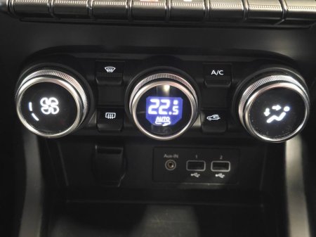 2023 Renault Arkana Techno TCE Hybrid Automatic €26,950 thumbnail