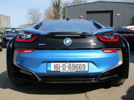 2016 BMW i8 - thumbnail 10
