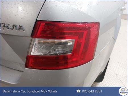 2014 Skoda Octavia - thumbnail 26