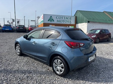 2016 Mazda Demio - thumbnail 3