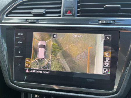 2018 Volkswagen Tiguan R-LINE 4 MOTION AUTOMATIC 2.0 DIESEL //HIGH SPEC//FULL LEATHER HEATED FRONT AND REAR SEATS//360 PARKING CAMERAS//ADAPTIVE CRUISE CONTROL// €27,950 thumbnail